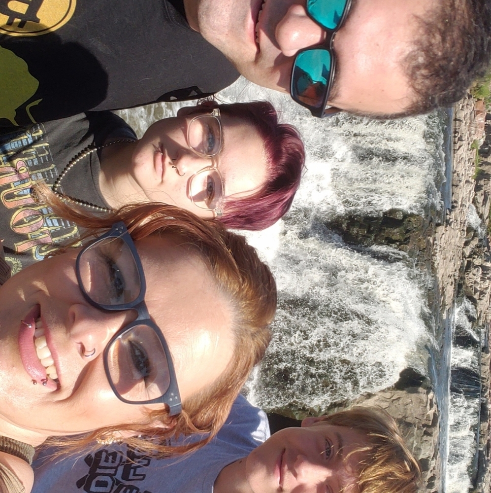 Meet your Posher, Hope